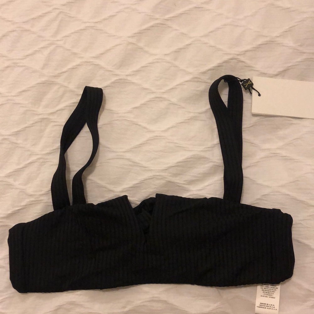 NWT Vitamin A Bikini Top